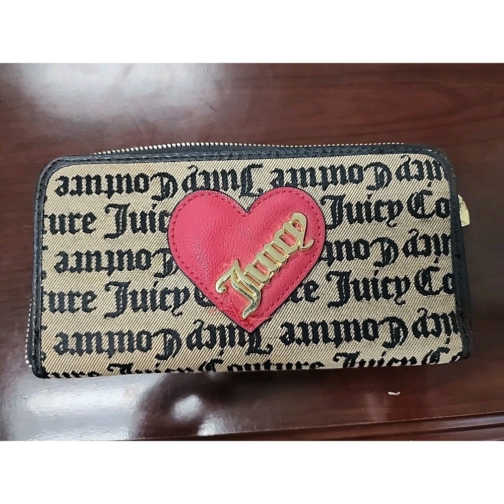 Womens Juicy Couture Cross My‎ Heart Zip Around Wallet Clutch Beige/Red!!